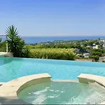 Tres Belle Vue Sur La Baie De 别墅 邦多勒